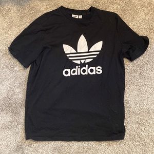 Adidas Tshirt